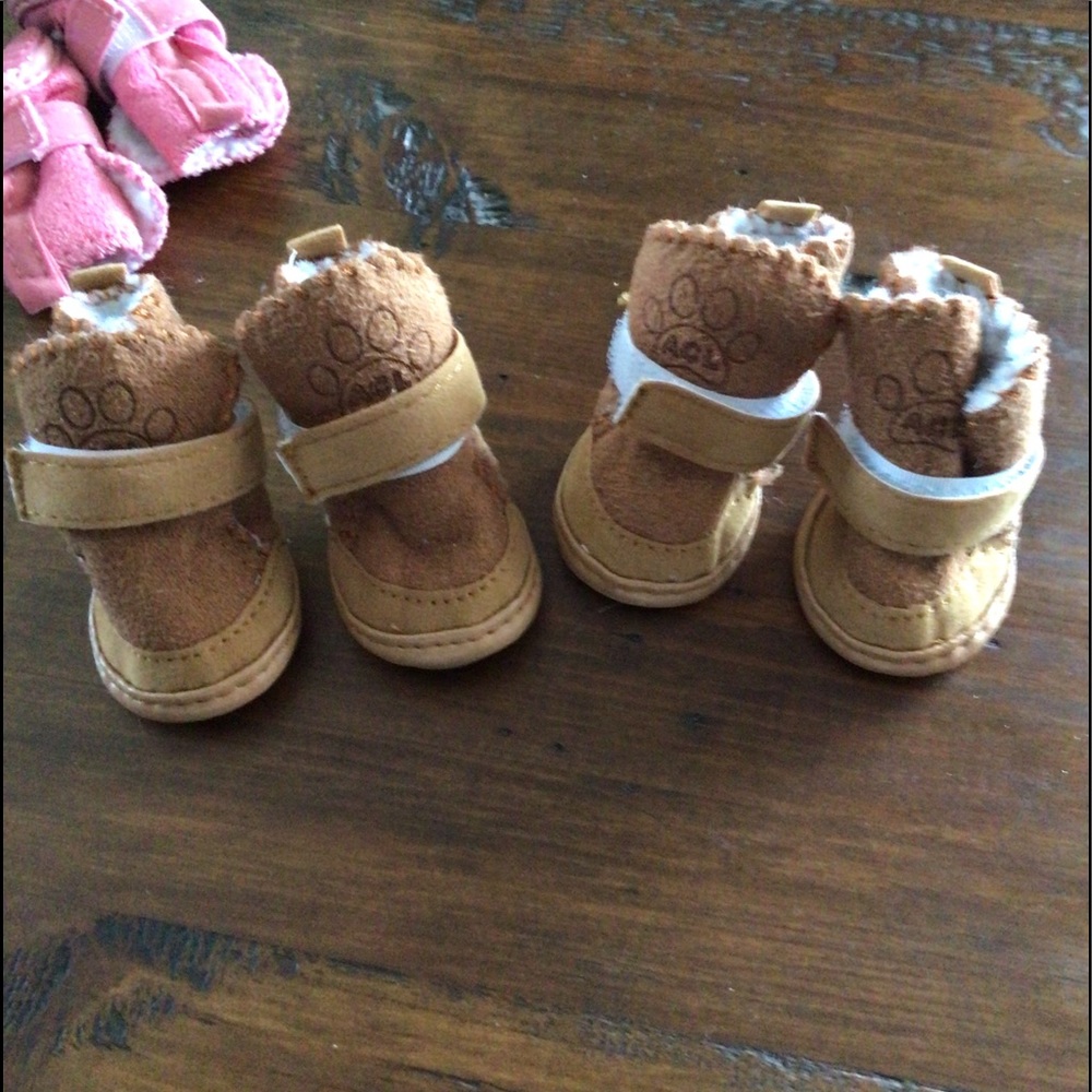Brown doggie boots. Sz. Small